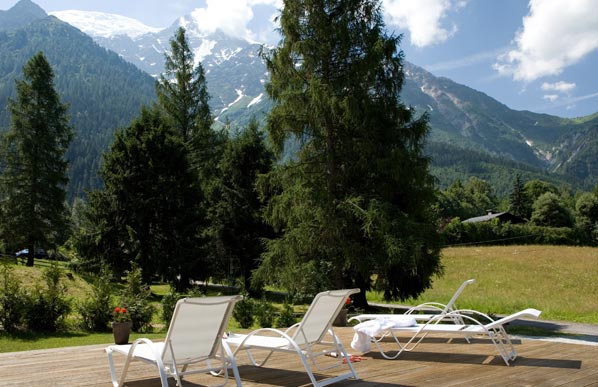 Chalet La Moraine: beautiful views of Mont-Blanc, large deck