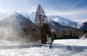 Chalet La Moraine Chamonix : jacuzzi and champagne