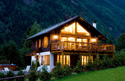 Chalet La Moraine Chamonix at night
